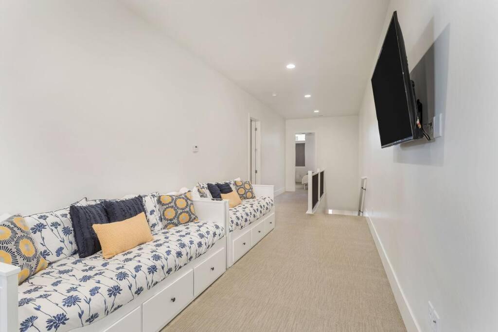 Villa 17 - 4 Bedroom! Year Round Heated Pool & Hot Tub! Games! Golf! Tennis! 세인트 조지 외부 사진